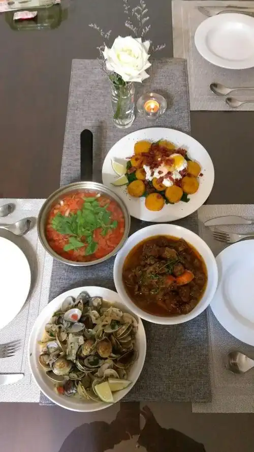 ▼男友亲手煮一桌浪漫晚餐当作礼物.(图/网友大君授权提供)