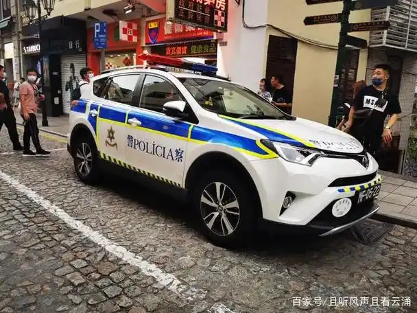 盘点澳门警车,冲锋车车型与香港类似,涂装与香港也是 - 抖音