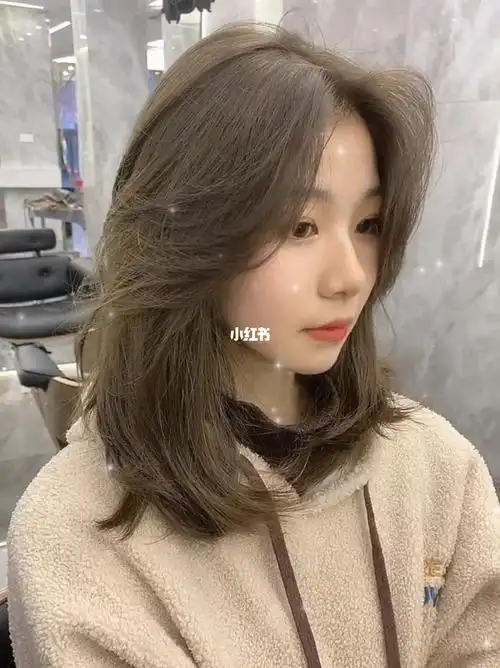 不用漂的奶茶冷茶棕色染完几乎可以告别浓妆爱了