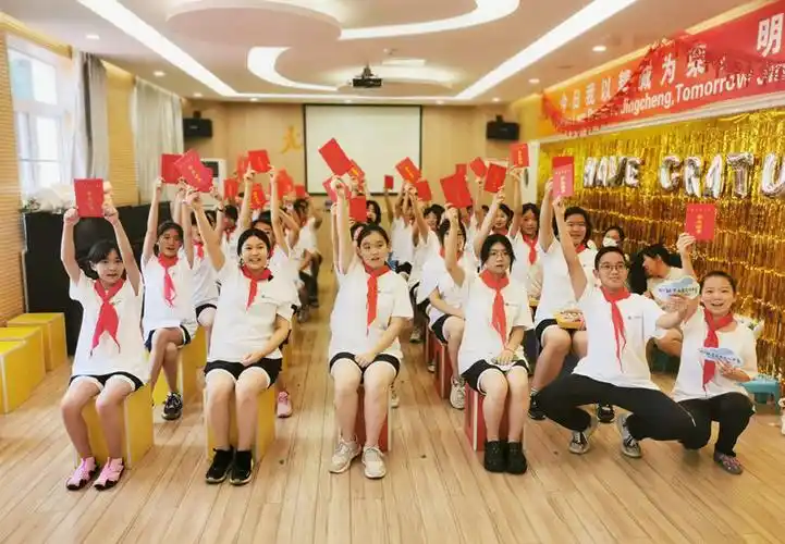 青春飞扬,梦想启航——精诚实验小学2022届毕业典礼_北京精诚实验小学