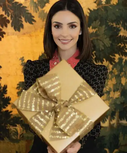 每日11点深夜福利之:卡卡前妻卡罗琳·赛里科卡罗.