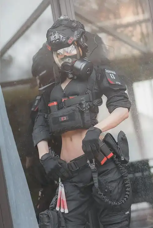 今天的主角是女装大佬—— destiny