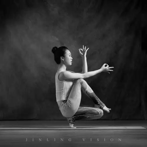 黑白瑜伽时间静止的美