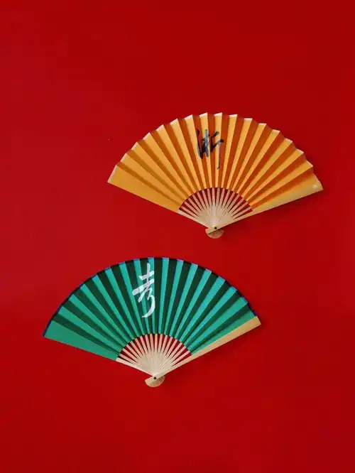 送一把扇子给最爱的闺蜜