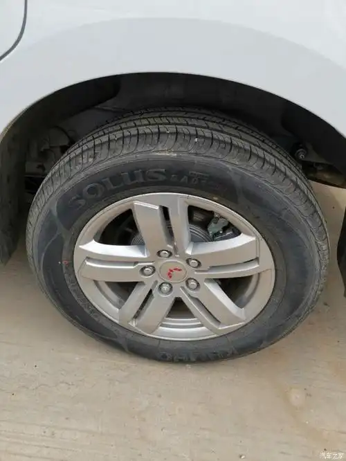 五菱宏光原装轮胎型号 五菱宏光轮胎型号18565r14
