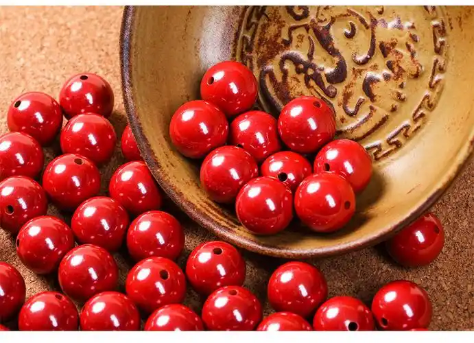 天然原矿朱砂散珠帝王砂圆珠半成品文玩配珠95%高含量鲜红高抛光