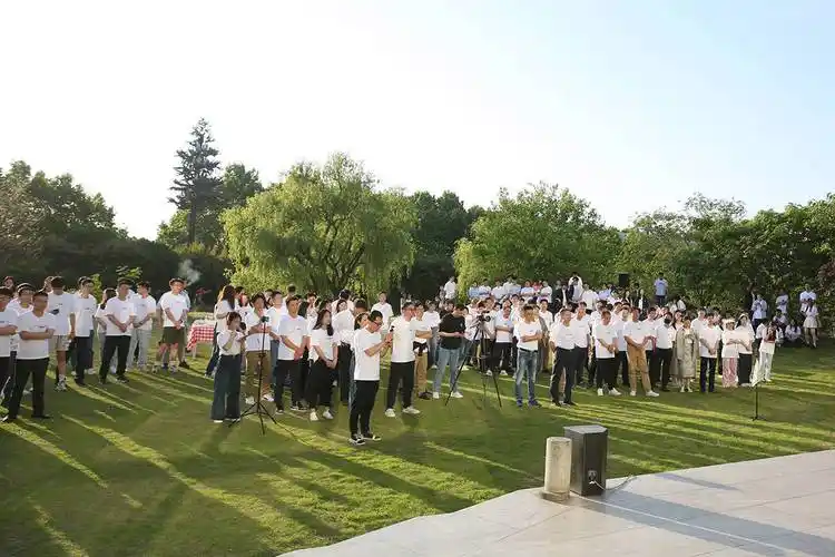 普兰金服12岁生日快乐!