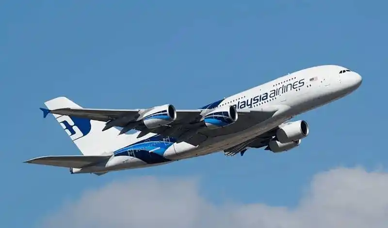 客机_空客[空客将于今年10月15日交付新航第一架a380飞机]新航首架a