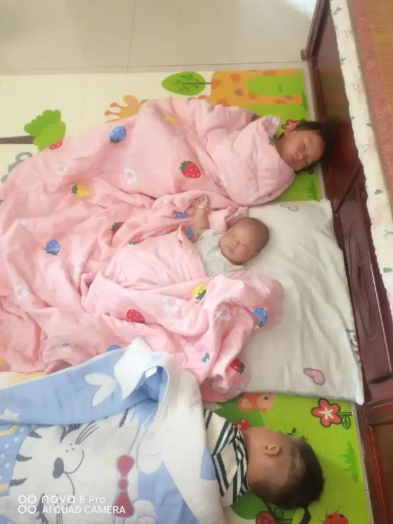 自从有了老三我家老大老二总会问我妈妈你不爱我了,你 - 抖音