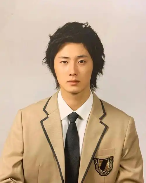 好看的单眼皮男角色