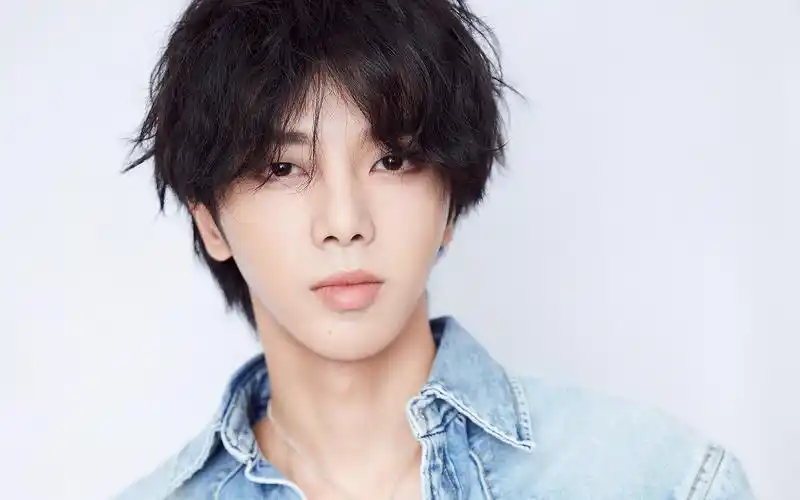 大陆明星,歌手,帅气,华晨宇,帅哥明星,大陆男明星,壁纸,1920x1200