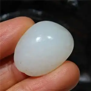 正品羊脂白玉原石籽料图片