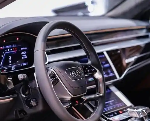 2020款奥迪s8闪亮登场破百仅需38秒钟真正的扮猪吃老虎