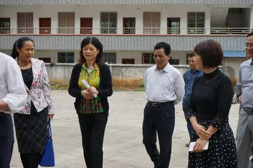 市人大常委会副主任邓三妹到连南开展密