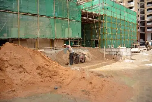 鸿坤山海墅7月工程进度组图:施工现场