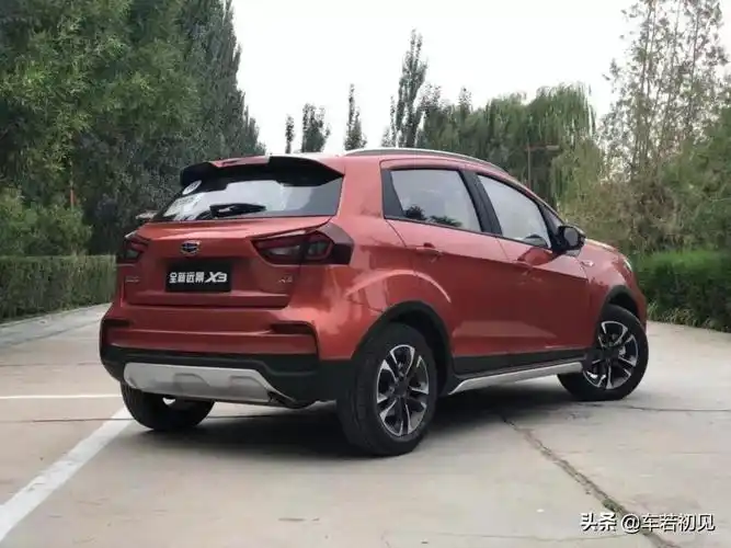 的自动挡汽车1五菱宏光miniev马卡龙 宏光miniev马卡龙是3门4座两厢车