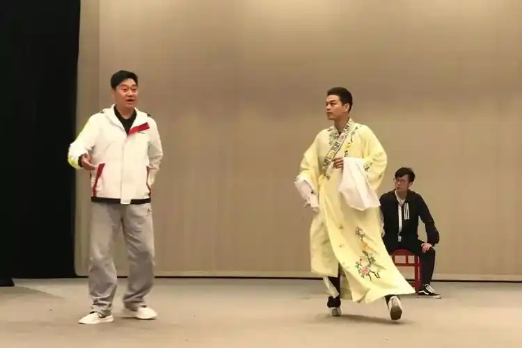 表演指导:孙智君,张承好复排导演:许 杰2019年获"越美中华"全国越剧