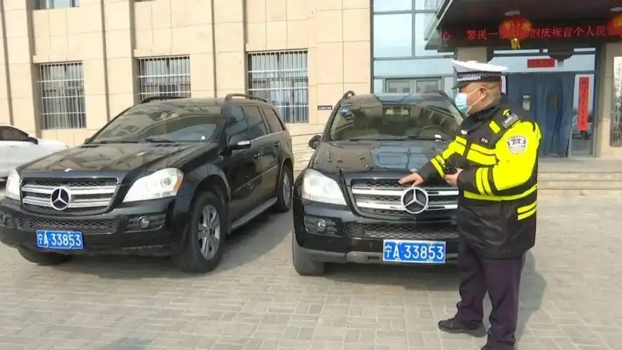 【焦点】银川警方查获"双胞胎"奔驰车!