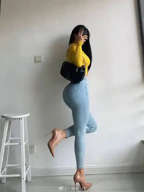 抖音"腿精"式审美,榨干了多少中国女孩_女生