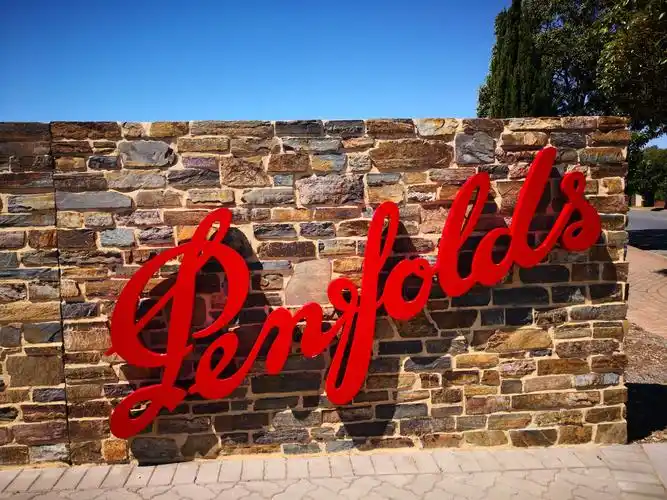 澳洲最大的酒庄一一奔富酒庄(penfolds winery)