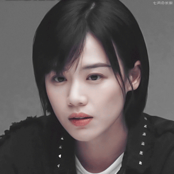 橙红年代马思纯头像