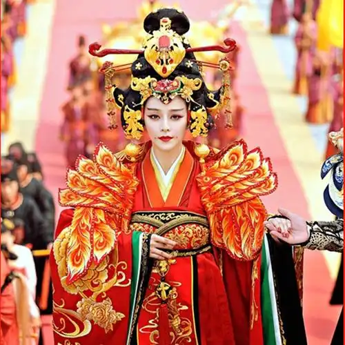 新款武媚娘新款影视古装拖尾贵妃服结婚服皇后宫廷汉服女绣花红色