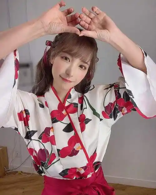 桃乃木香奈(日本女演员)_摘编百科