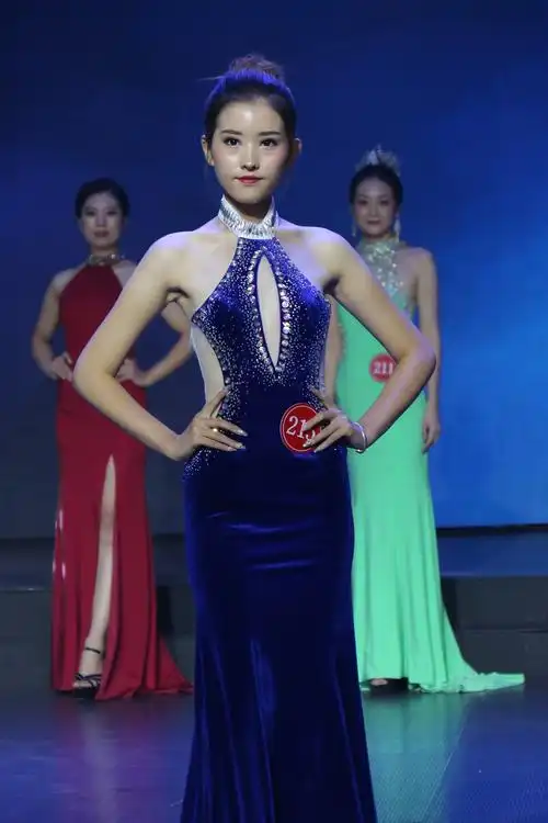 瑞基·观澜墅杯晋城市第十届电视模特暨旅游小姐大赛收官