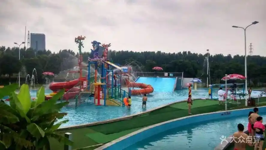 卡乐福未来水世界