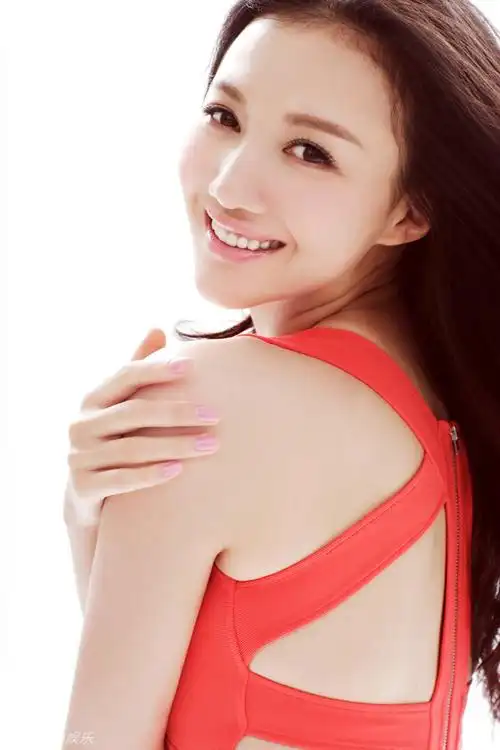 韩雯雯最新写真