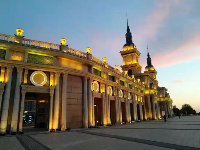 疫情之下,哈尔滨群力外滩散拍