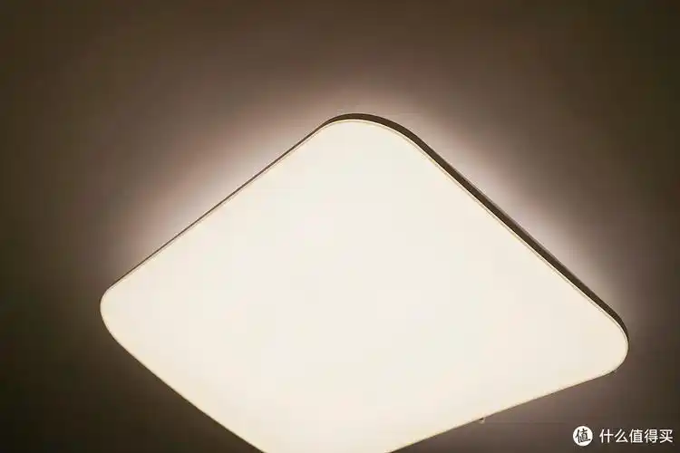 护眼吸顶灯是不是坑?安装实测看效果!