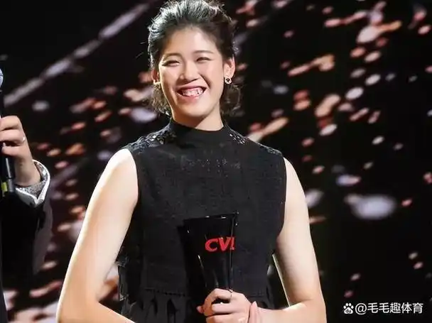 这场胜利也让国际排联赞扬了李盈莹的表现,她成为全场得分最高的球员