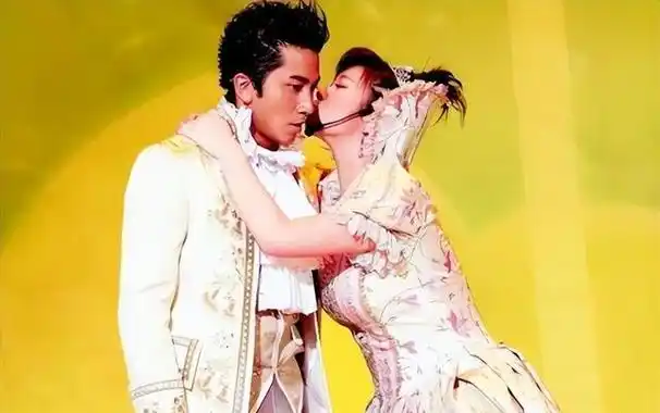 tvb情圣吴卓羲两度被肥姐之女揩油迷倒佘诗曼认爱张馨予