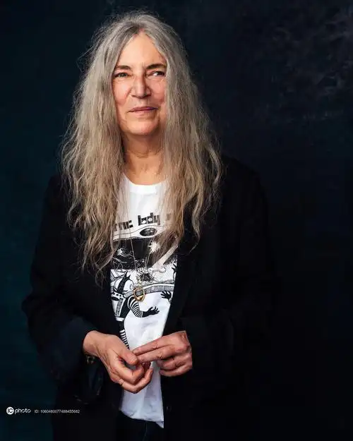 美国摇滚女诗人帕蒂史密斯pattismith