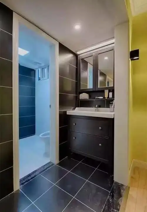 小户型把洗手台做在卫生间外,再加一个隔断,实用又美观_【快资讯】