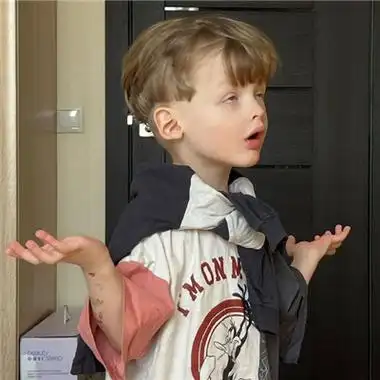 超火的鲨鱼齿小男孩ins图片头像