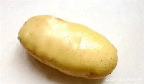 "五颜六色"的土豆,不仔细瞧瞧都快认不出了,你都吃过吗