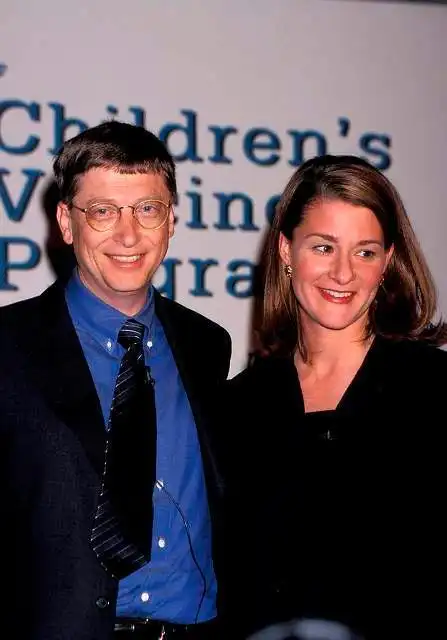 比尔盖茨和妻子离婚原因!俩人系感情关系,无财产利益纠葛问题