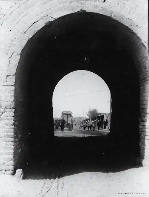 分享一组1936年的宁夏城(即今天的银川)老照片,让我们一览民国时期的