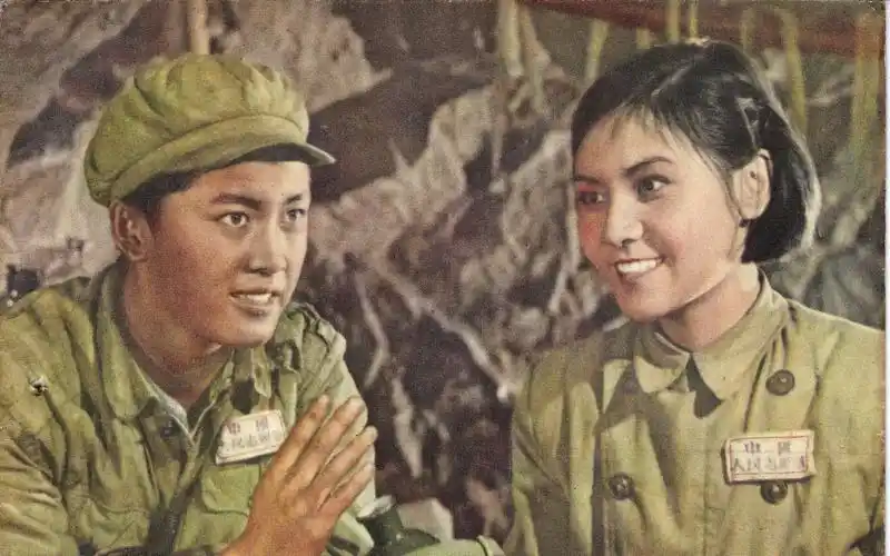 抗美援朝老电影上甘岭一条大河波浪宽这首歌你一定会唱