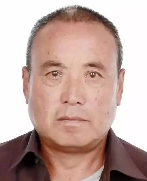 哈尔滨香坊这几个社会人儿摊事儿了!