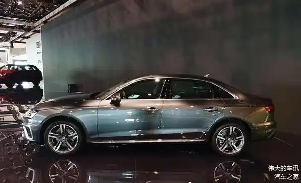 全新奥迪a4l亮相成都车展252马力配20t双离合四驱