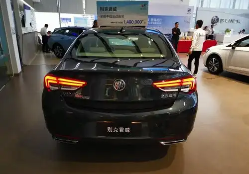 13万多买台b级运动轿跑别克君威值不值得购买