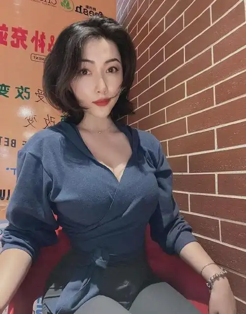 中国十大美臀之一竟还有75d的胸这身材你第一眼看哪里