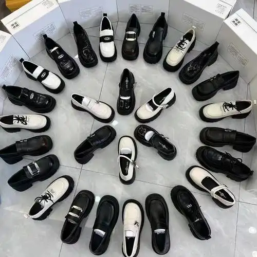 库存鞋地摊鞋批发品牌杂款男女处理尾货工厂摆摊鞋子批发-阿里巴巴