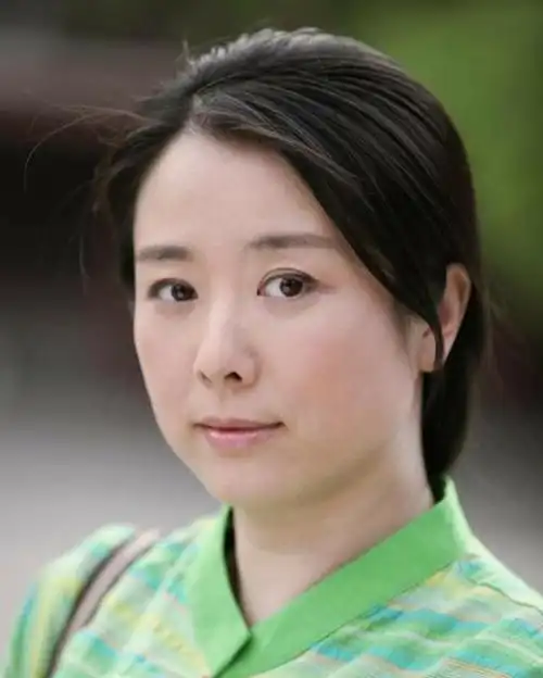 庄庆宁 简历 - 名人简历