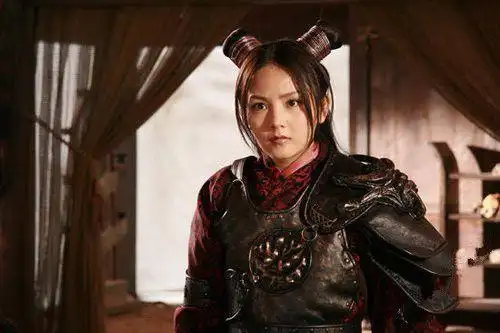 范冰冰版《封神榜之凤鸣岐山》,哪吒由冼色丽扮演,这小肉脸还是很可爱