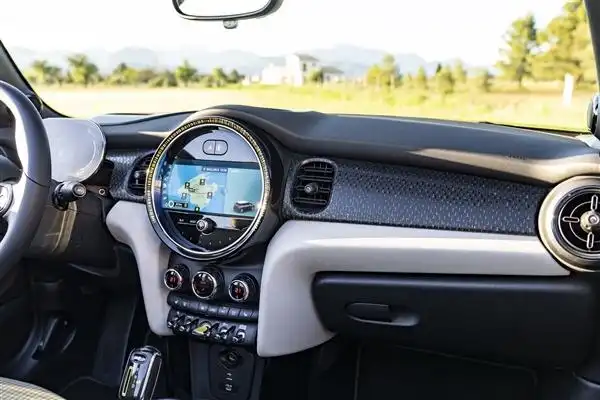 minicooperse电动敞篷车