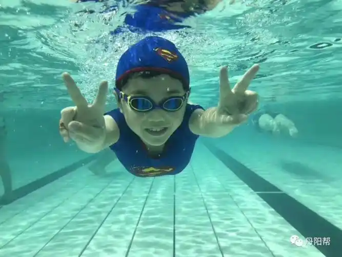 暑期游泳培训班火爆但是这些安全知识要牢记